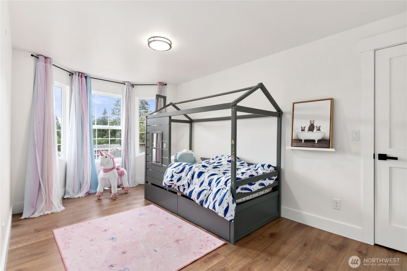 2518 Cincinnati Street , Steilacoom, WA 98388