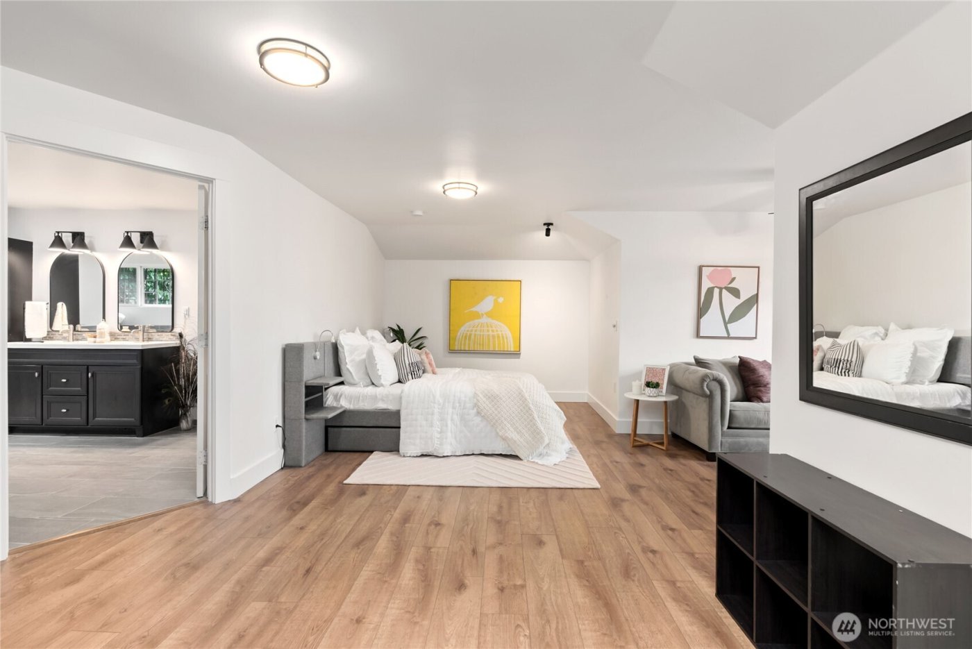 2518 Cincinnati Street , Steilacoom, WA 98388