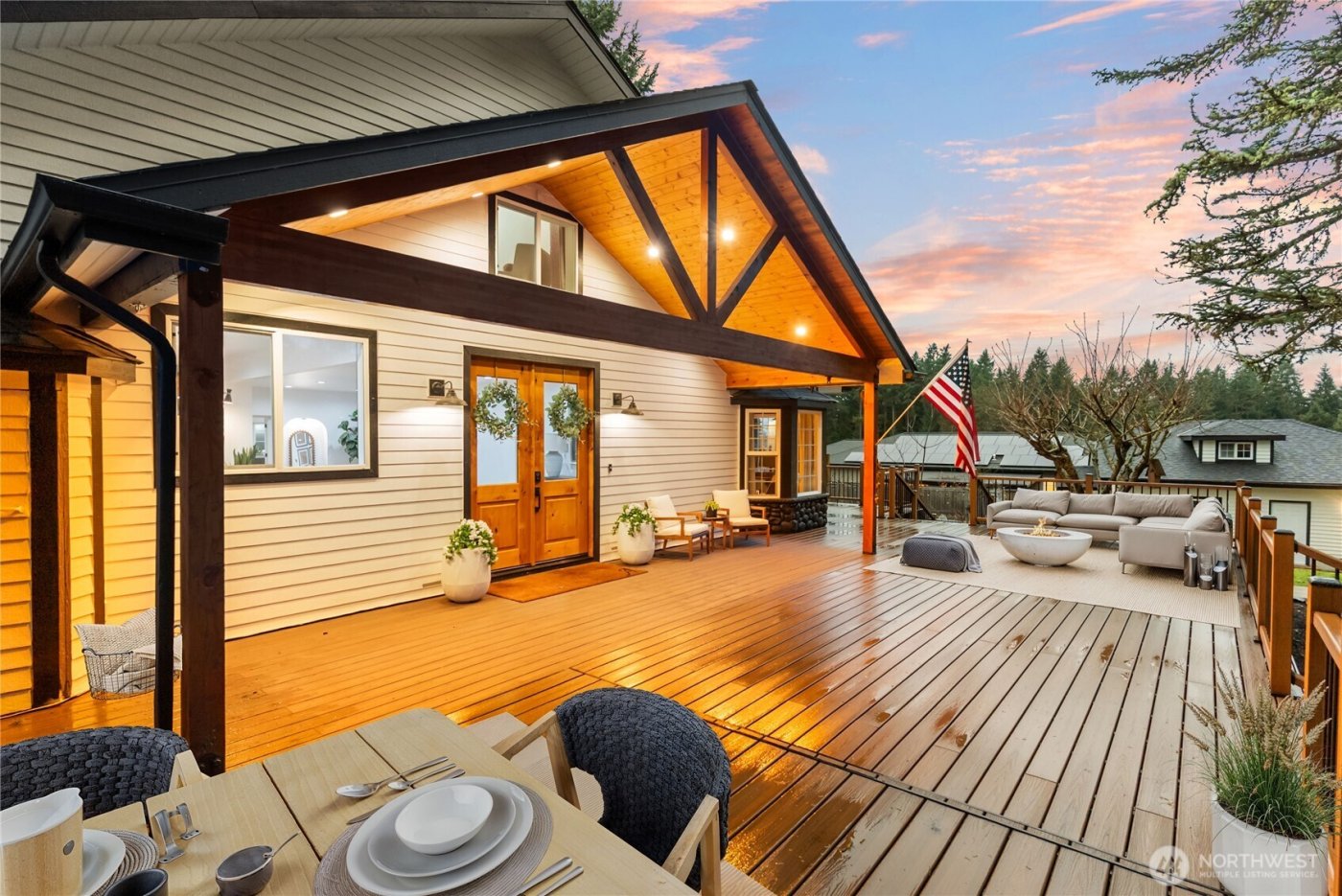 2518 Cincinnati Street , Steilacoom, WA 98388