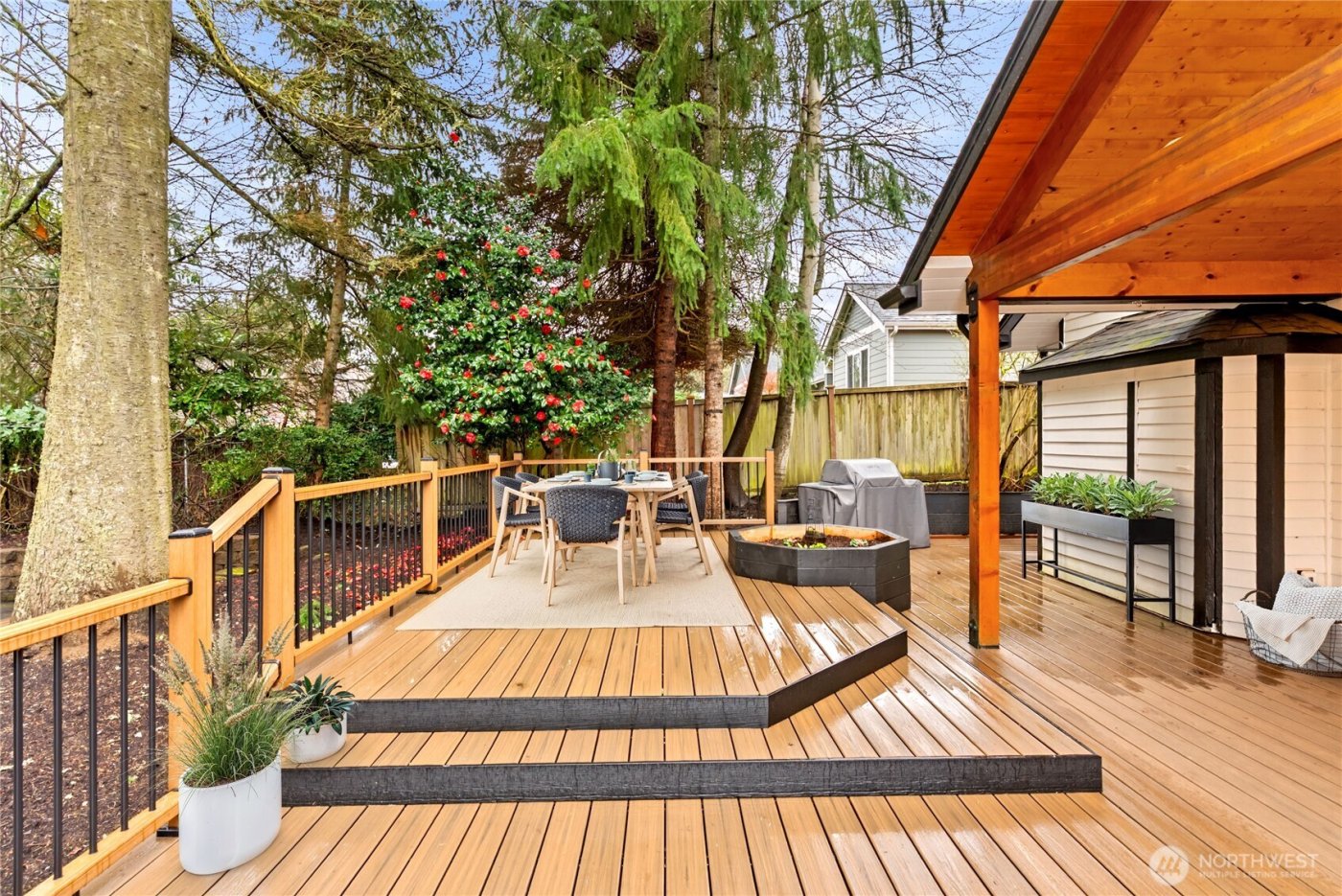 2518 Cincinnati Street , Steilacoom, WA 98388