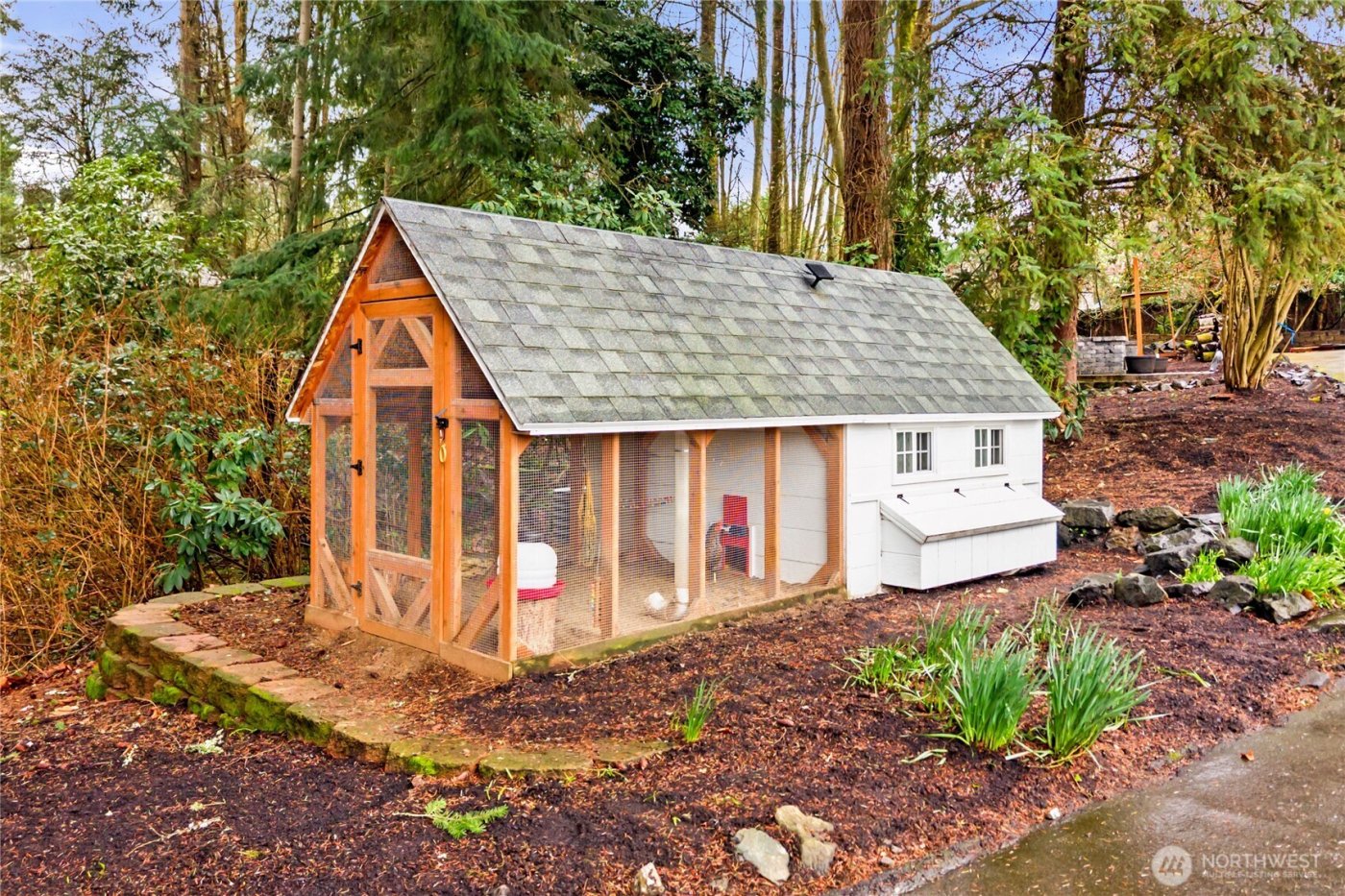 2518 Cincinnati Street , Steilacoom, WA 98388