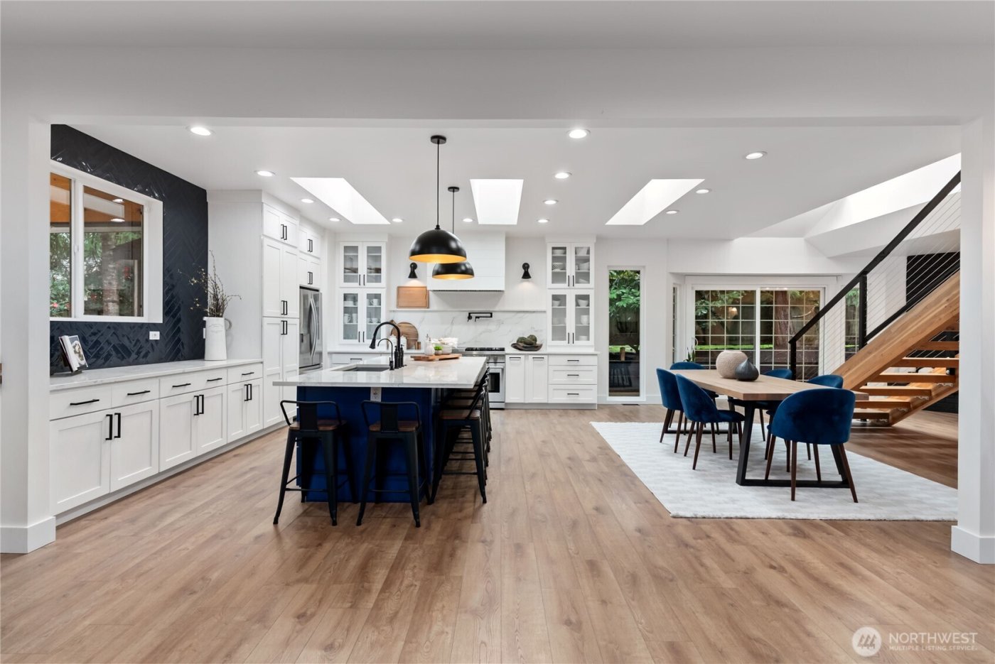 2518 Cincinnati Street , Steilacoom, WA 98388