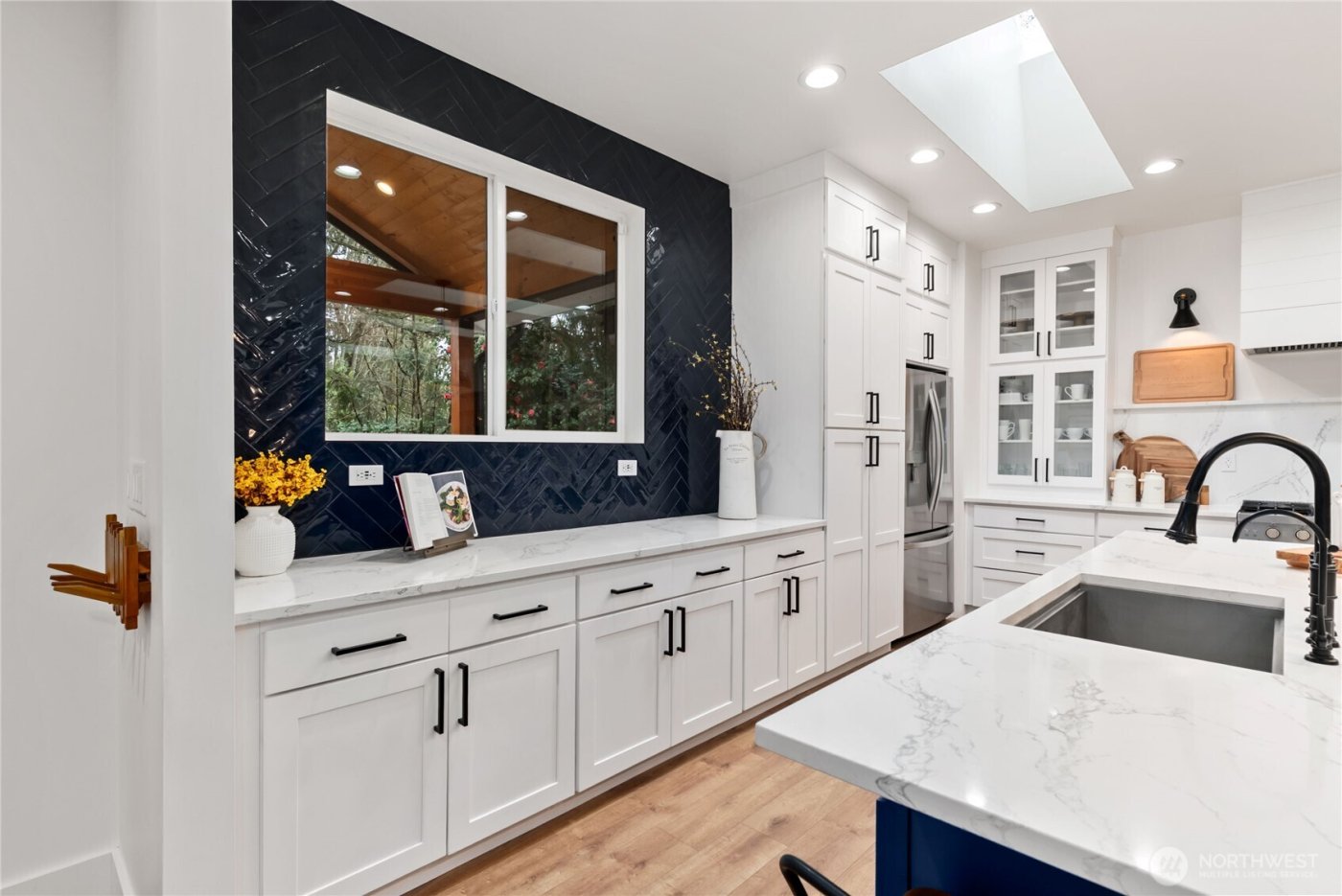 2518 Cincinnati Street , Steilacoom, WA 98388