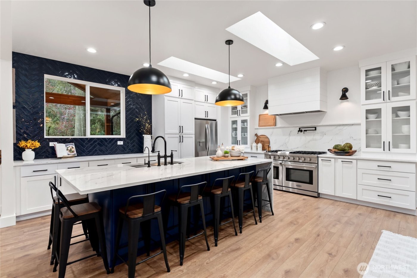 2518 Cincinnati Street , Steilacoom, WA 98388