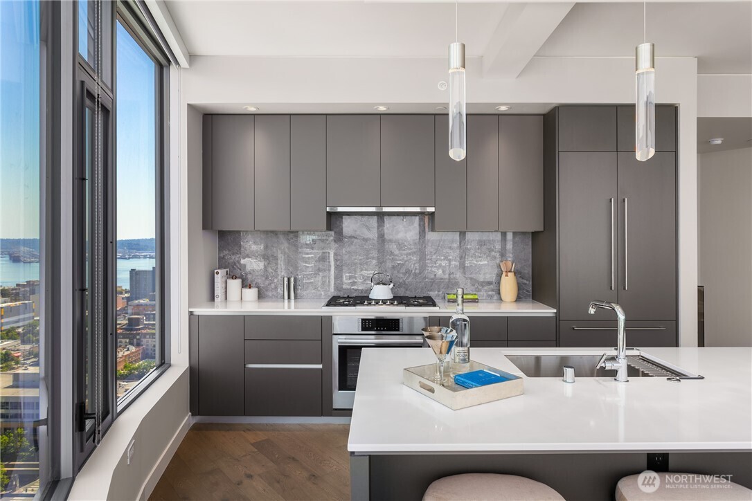 2510 6th Avenue #3802, Seattle, WA 98121