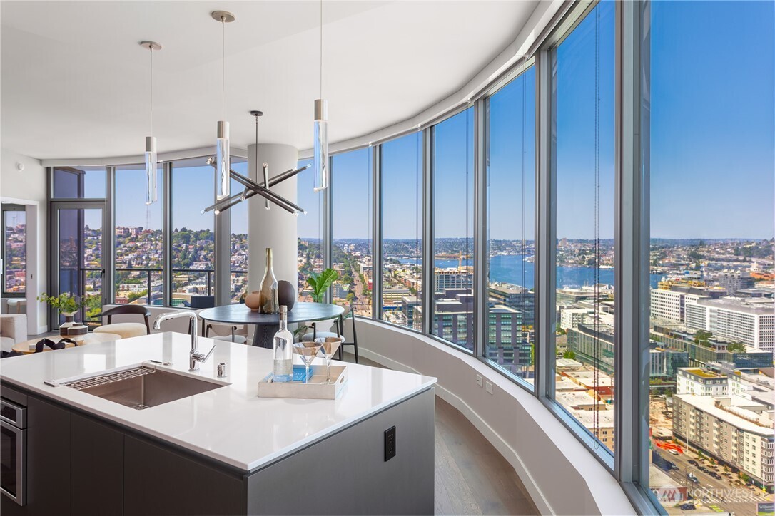 2510 6th Avenue #3802, Seattle, WA 98121