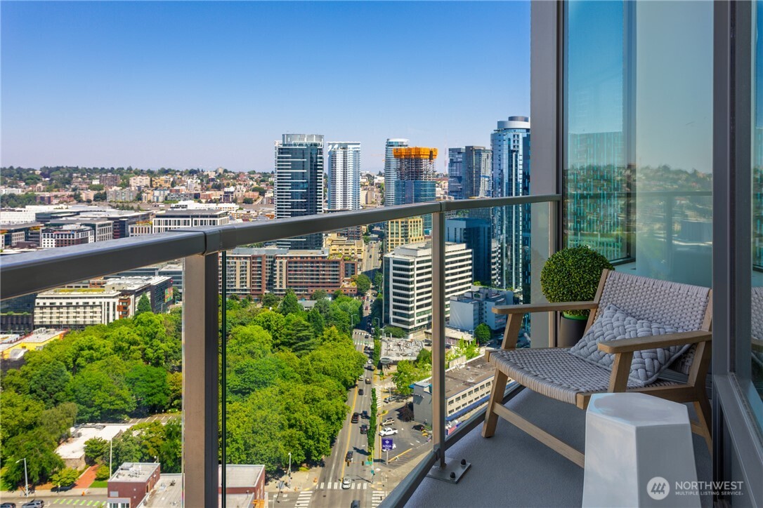 2510 6th Avenue #3802, Seattle, WA 98121