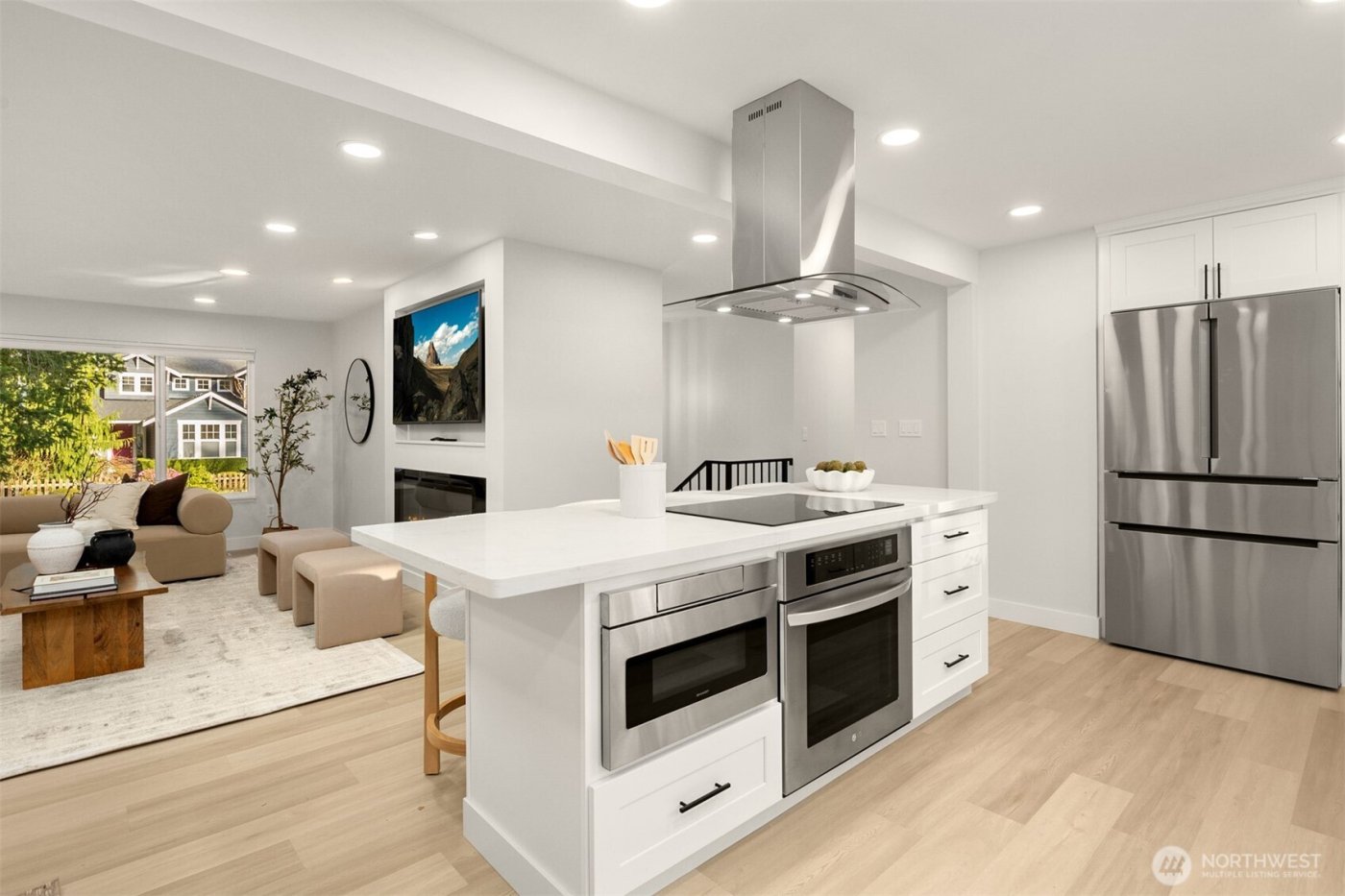 4615 88th Avenue SE, Mercer Island, WA 98040