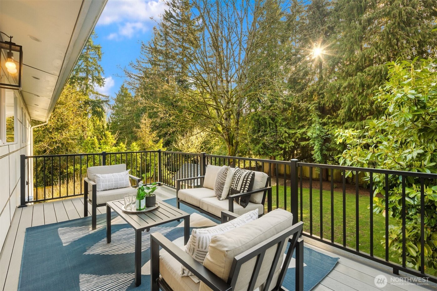 4615 88th Avenue SE, Mercer Island, WA 98040