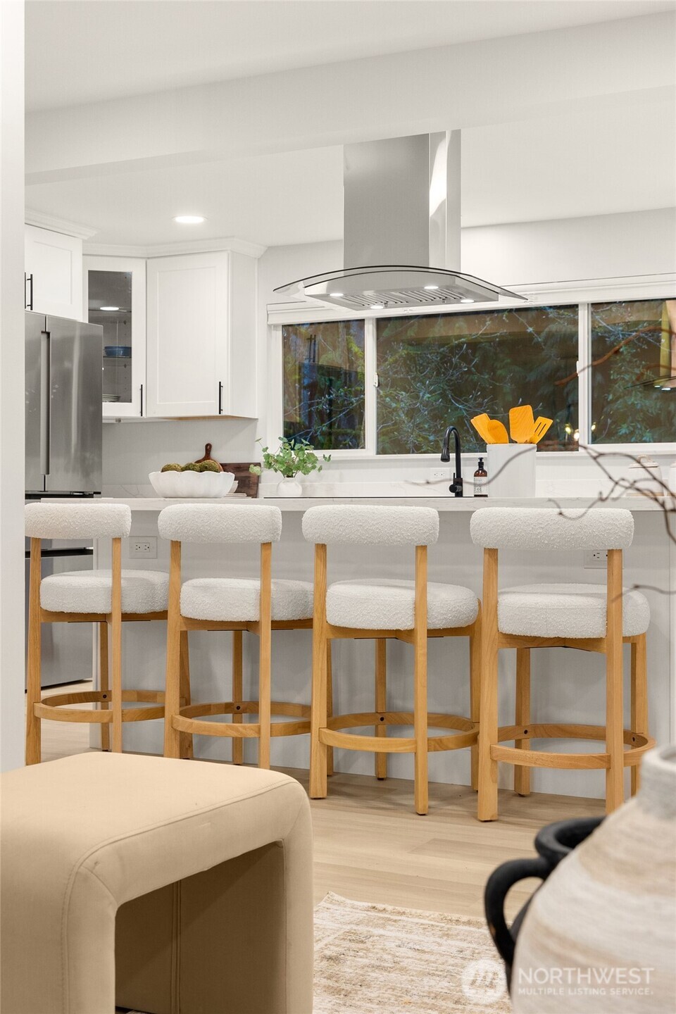 4615 88th Avenue SE, Mercer Island, WA 98040