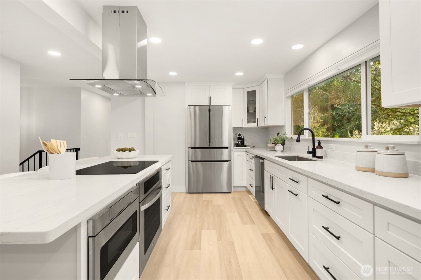 4615 88th Avenue SE, Mercer Island, WA 98040