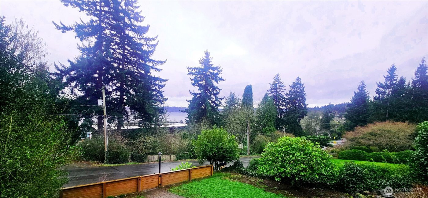 6234 NE 182nd Street , Kenmore, WA 98028