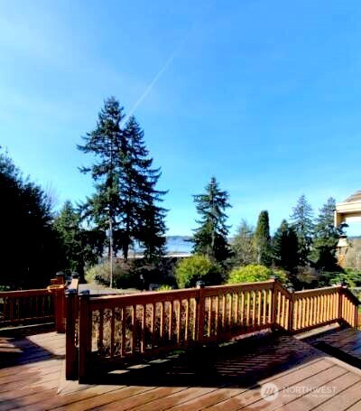 6234 NE 182nd Street , Kenmore, WA 98028