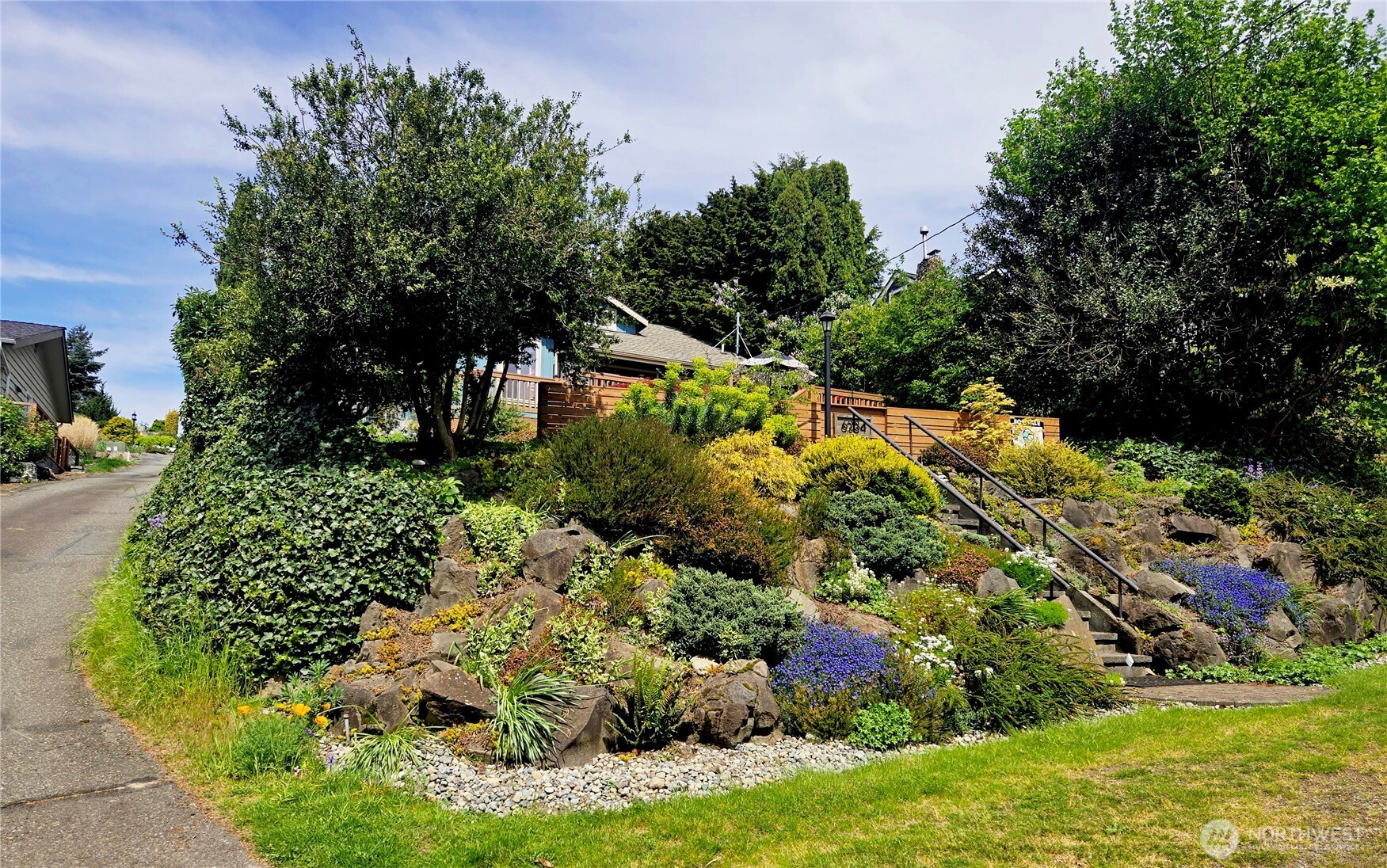 6234 NE 182nd Street , Kenmore, WA 98028