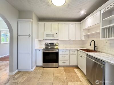615 W 12th Street , Port Angeles, WA 98362 - Photo 11