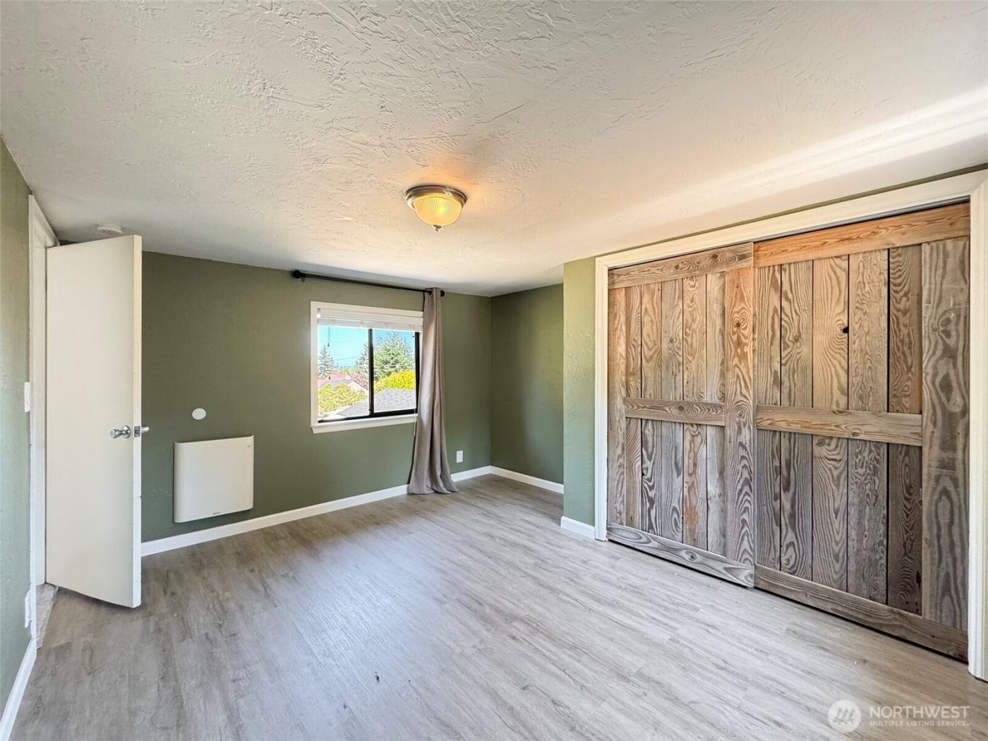 615 W 12th Street , Port Angeles, WA 98362