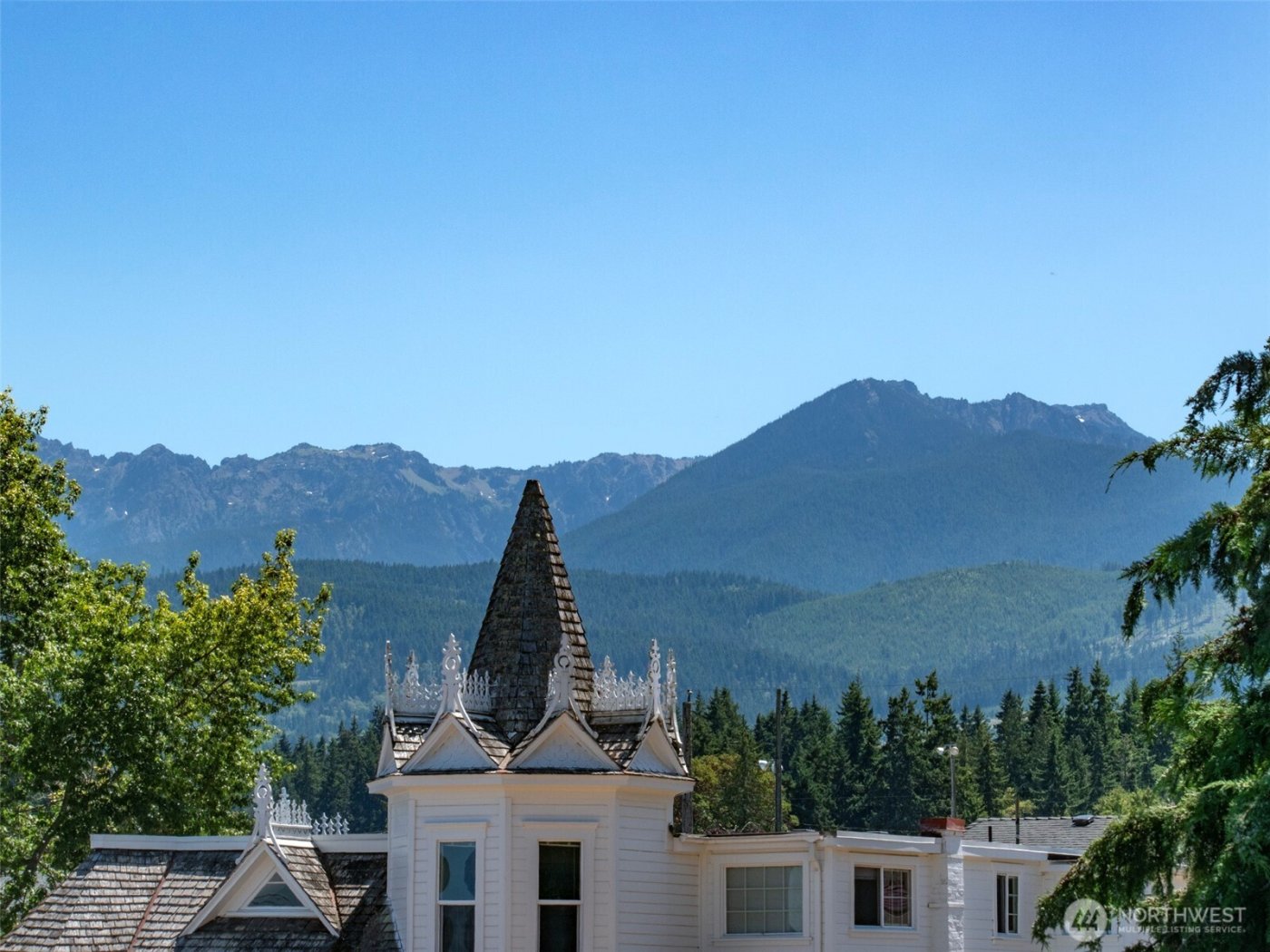 615 W 12th Street , Port Angeles, WA 98362