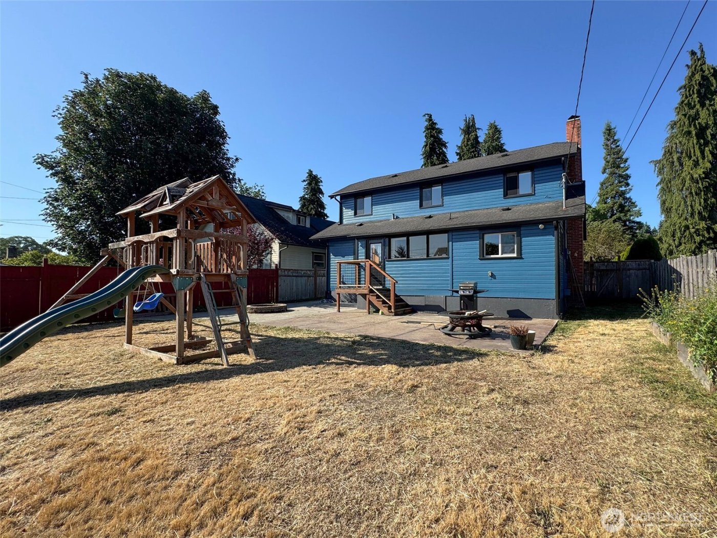 615 W 12th Street , Port Angeles, WA 98362