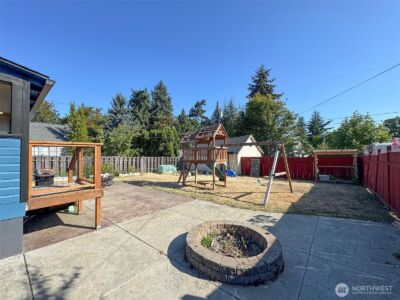 615 W 12th Street , Port Angeles, WA 98362 - Photo 35