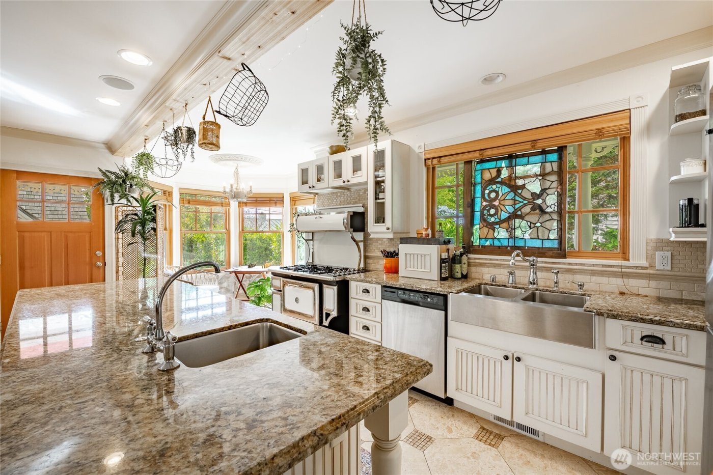 915 Front Street , Lynden, WA 98264