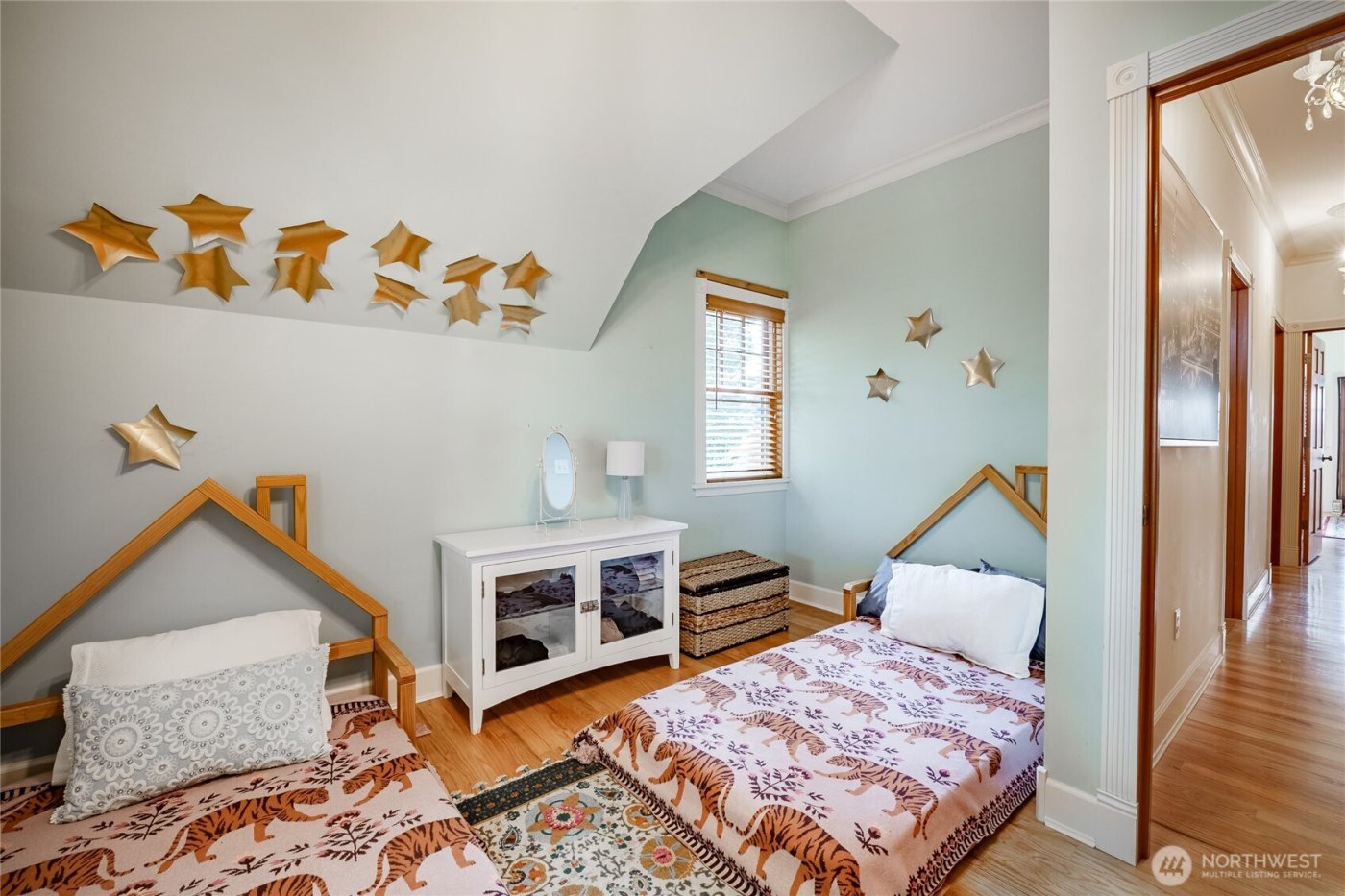 915 Front Street , Lynden, WA 98264