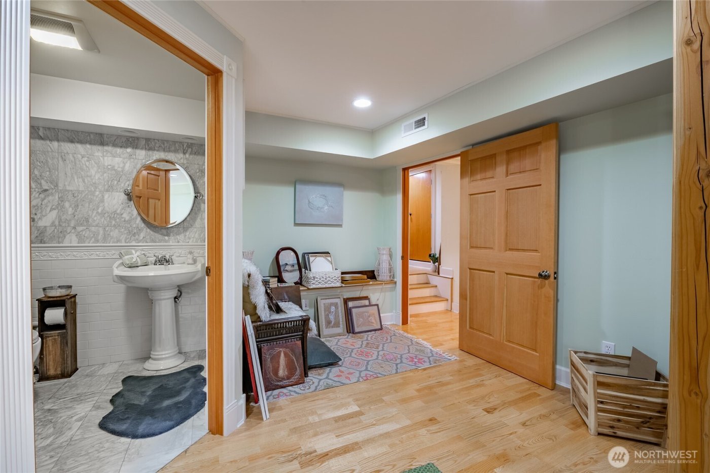 915 Front Street , Lynden, WA 98264