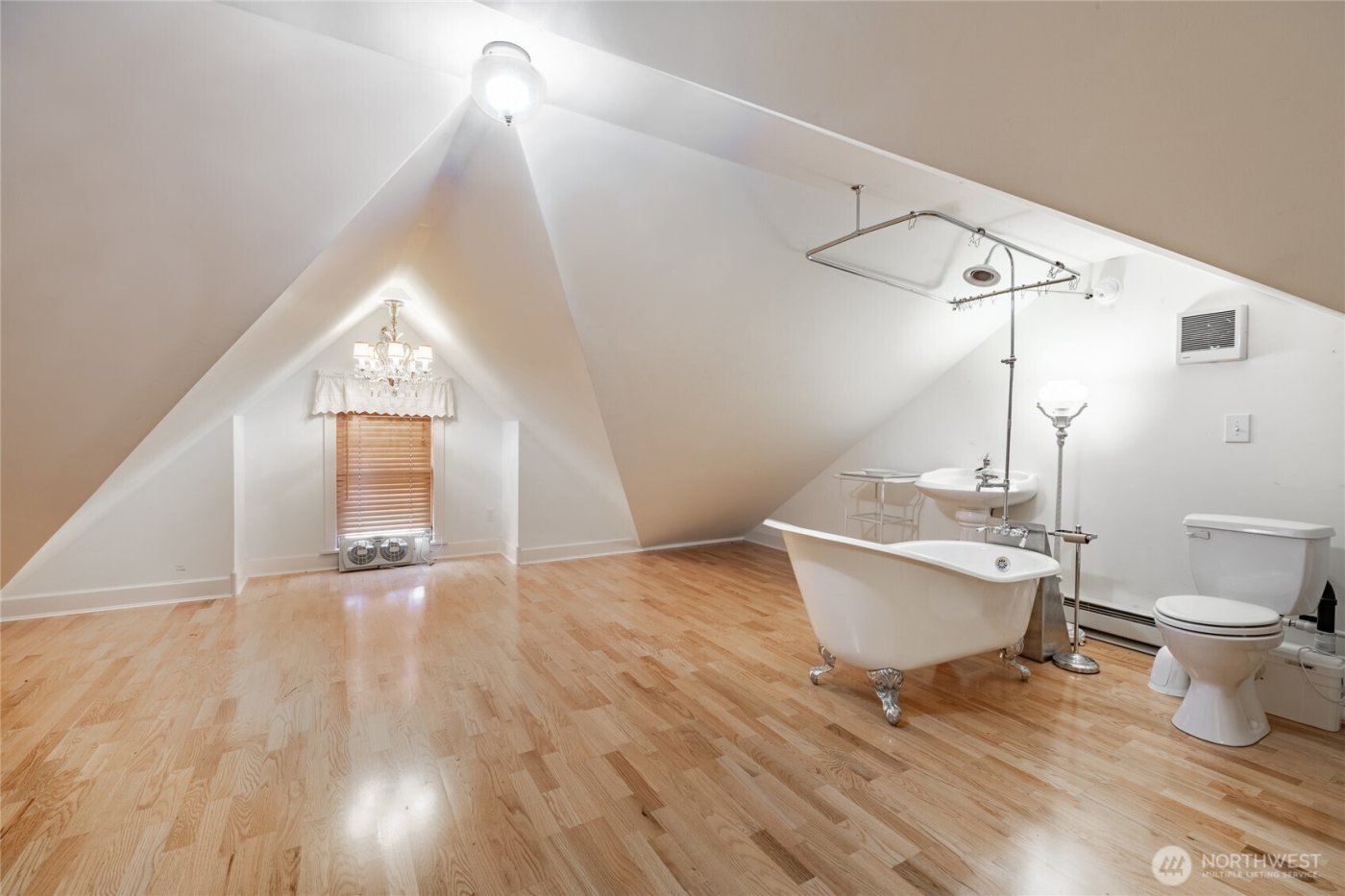 915 Front Street , Lynden, WA 98264