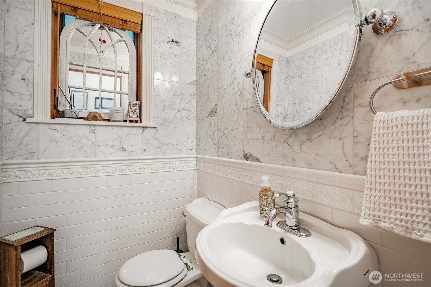 915 Front Street , Lynden, WA 98264