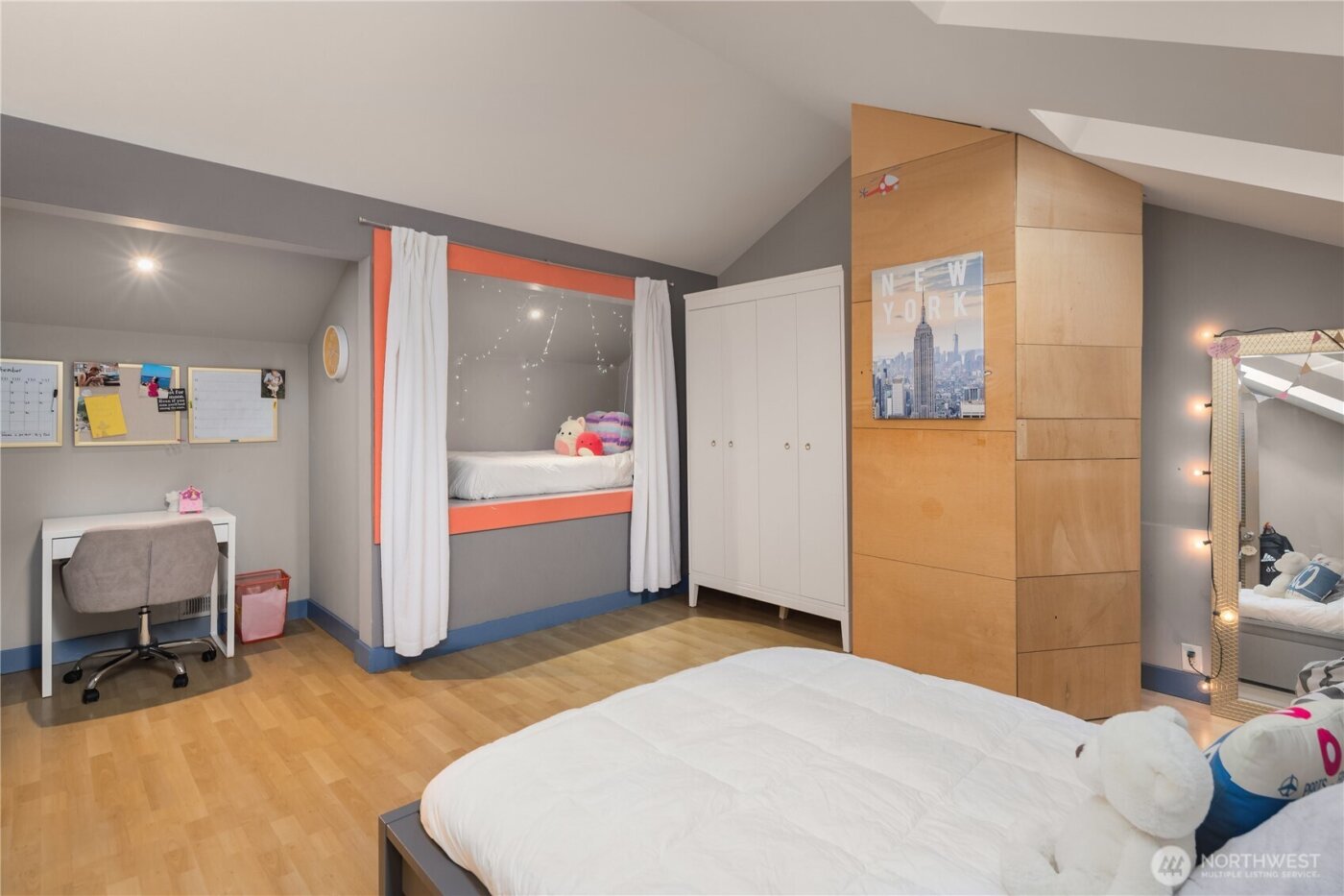 19020 NE 132nd Street , Woodinville, WA 98077