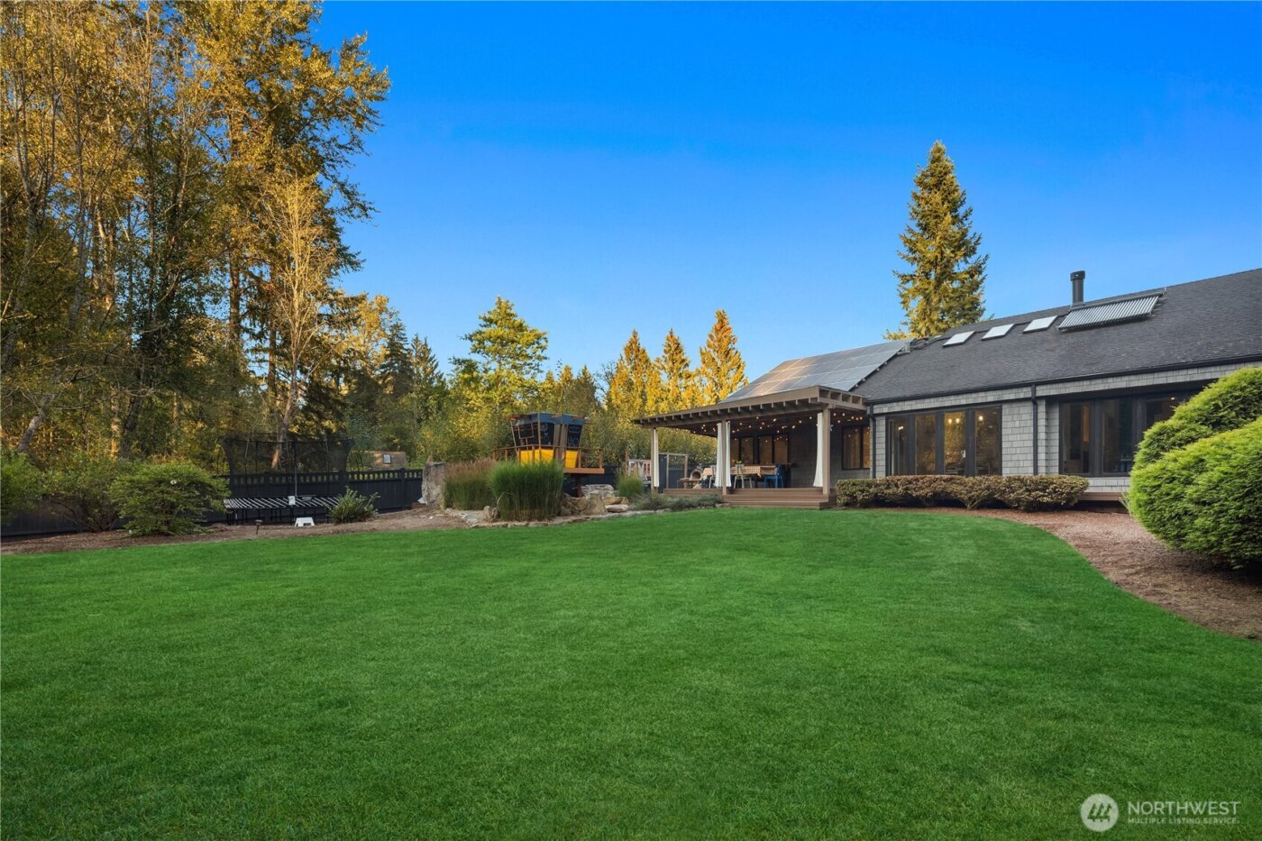19020 NE 132nd Street , Woodinville, WA 98077