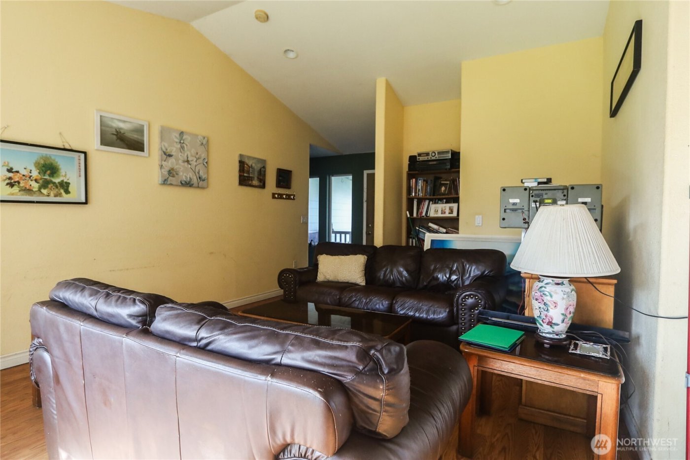 890 Vagabond Avenue SW, Ocean Shores, WA 98569