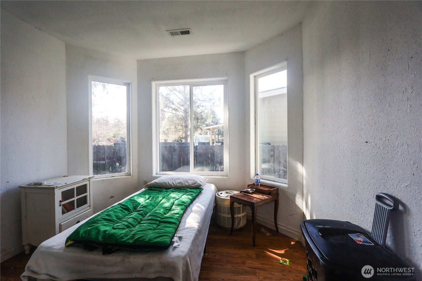 890 Vagabond Avenue SW, Ocean Shores, WA 98569