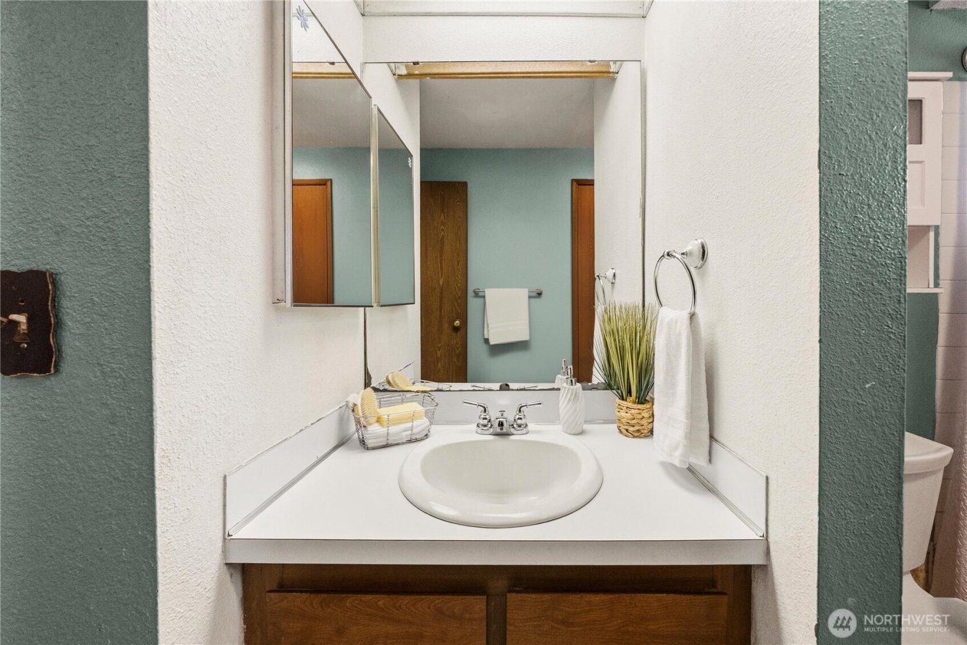 6811 40th Street Ct NW, Gig Harbor, WA 98335