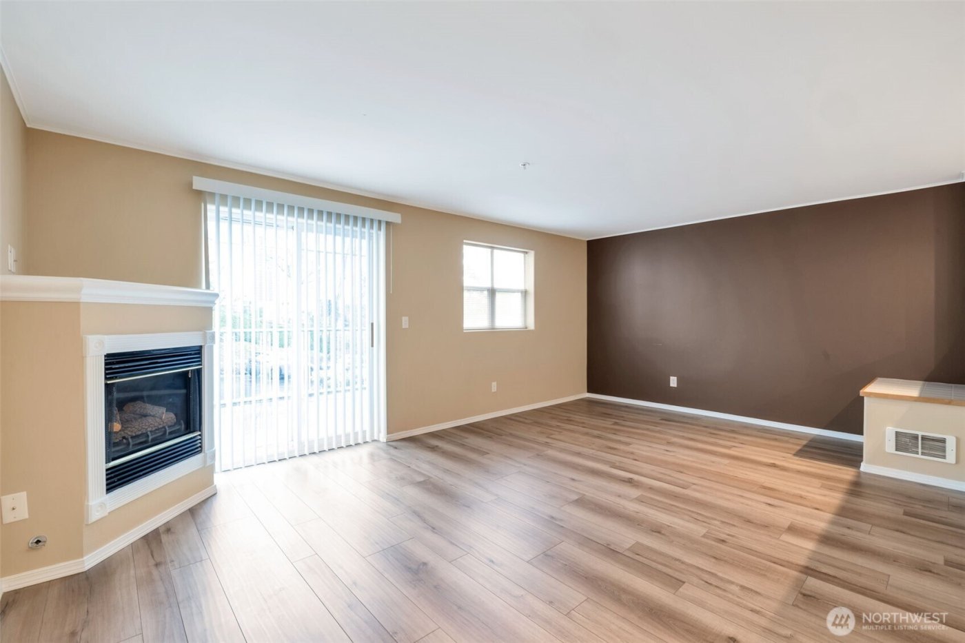 3980 129th Place SE #B102, Bellevue, WA 98006