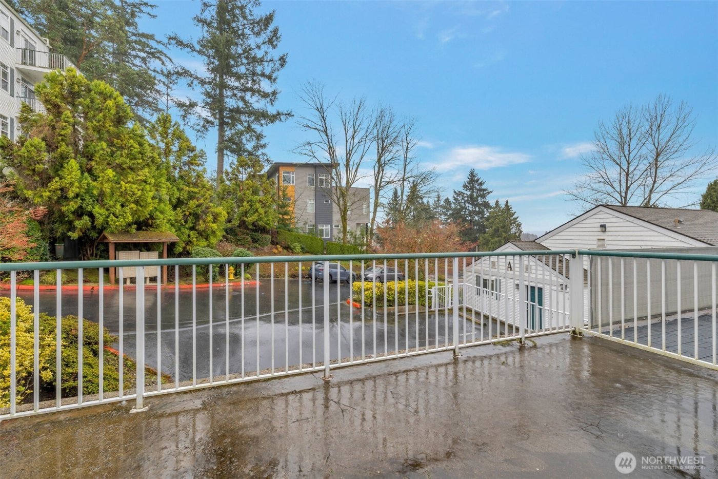 3980 129th Place SE #B102, Bellevue, WA 98006