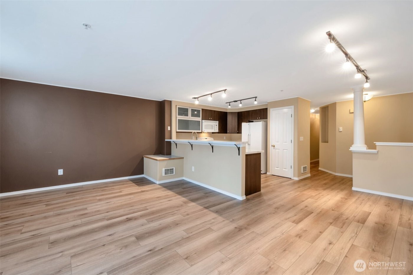 3980 129th Place SE #B102, Bellevue, WA 98006