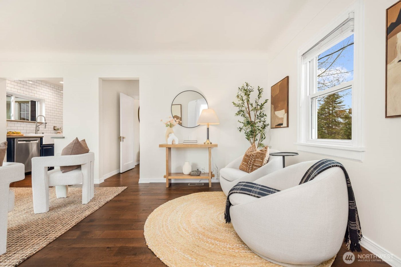 6757 13th Ave SW , Seattle, WA 98106