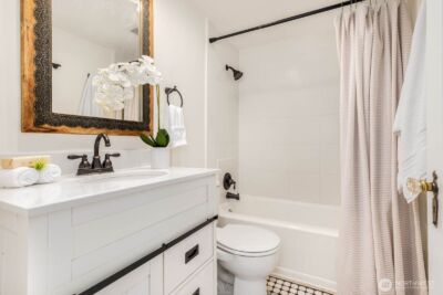 6757 13th Ave SW , Seattle, WA 98106 - Photo 12