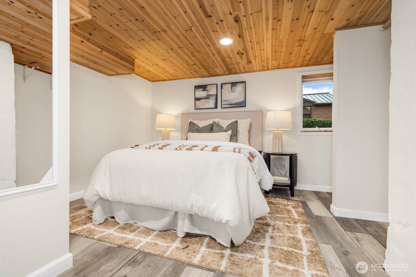 6757 13th Ave SW , Seattle, WA 98106