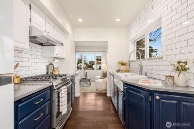 6757 13th Ave SW , Seattle, WA 98106 - Photo 6