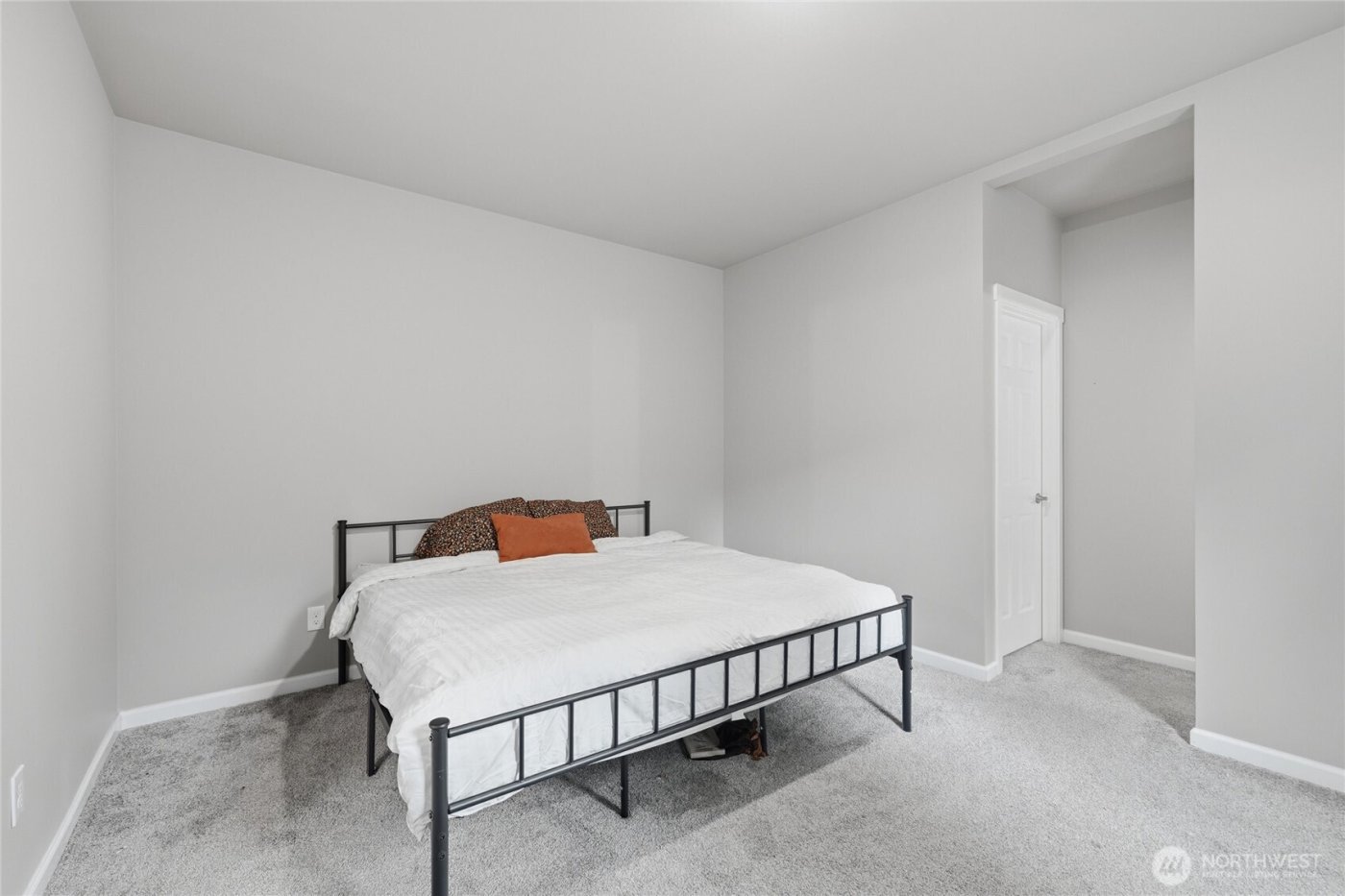 8470 Golden Valley Drive , Maple Falls, WA 98266