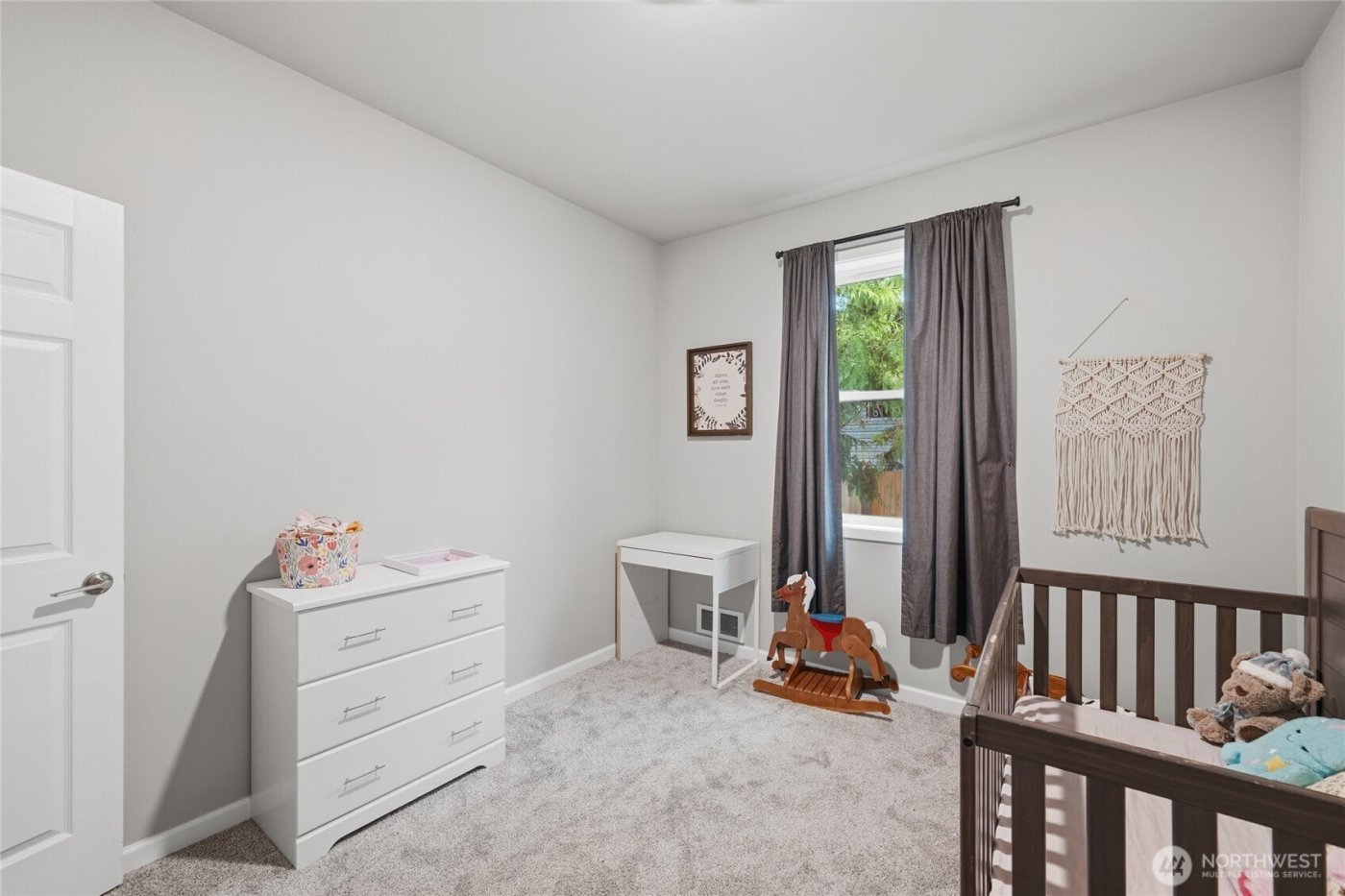 8470 Golden Valley Drive , Maple Falls, WA 98266