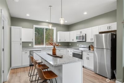 8470 Golden Valley Drive , Maple Falls, WA 98266 - Photo 6