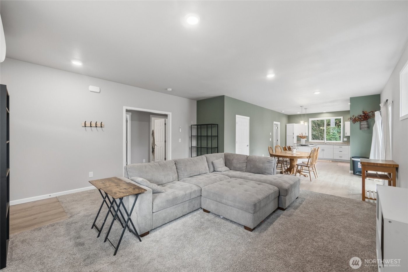 8470 Golden Valley Drive , Maple Falls, WA 98266