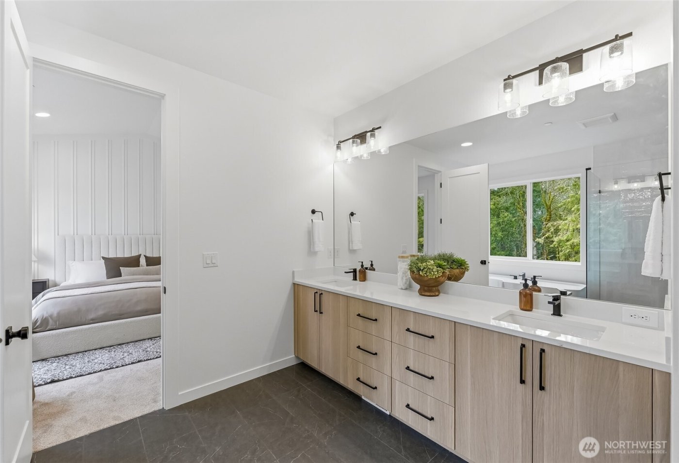 28020 243rd Avenue SE, Maple Valley, WA 98038