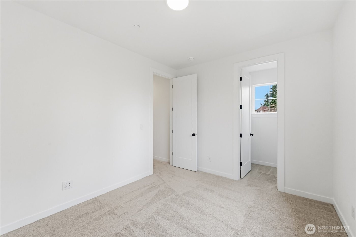 28020 243rd Avenue SE, Maple Valley, WA 98038