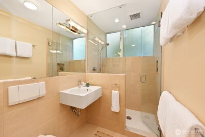 5727 33rd Avenue NE, Seattle, WA 98105 - Photo 23