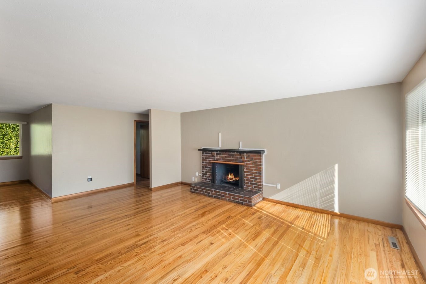 8415 Mt Tacoma Drive SW, Lakewood, WA 98498