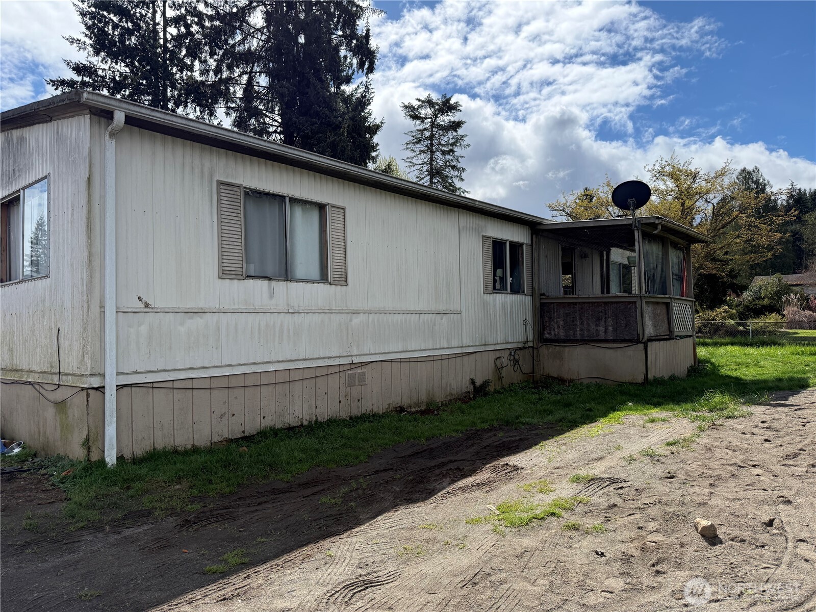 14205 State Route 165 E, Buckley, WA 98321