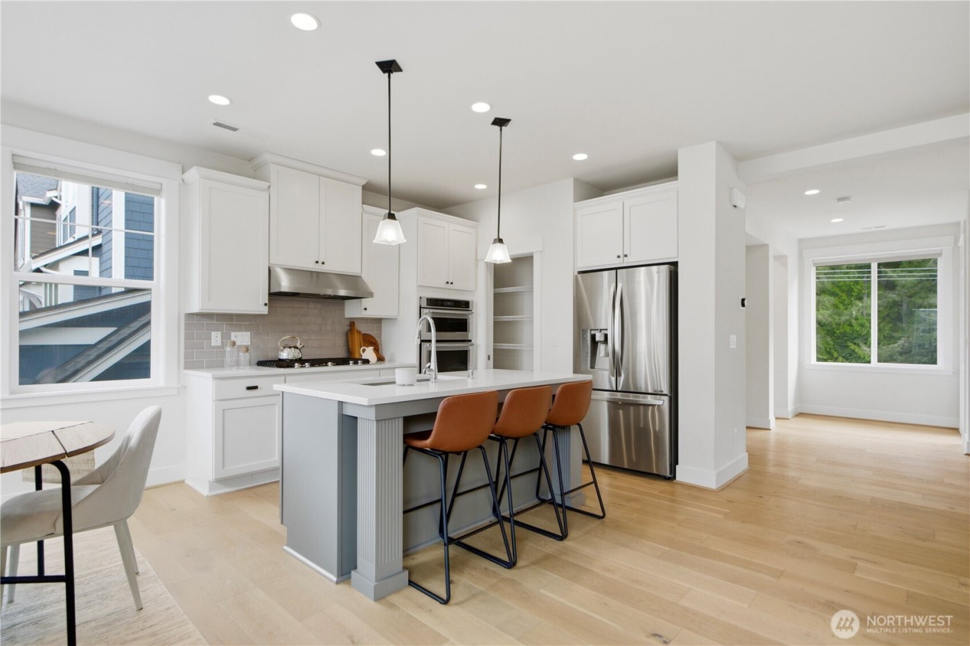 18615 46th Avenue SE, Bothell, WA 98012